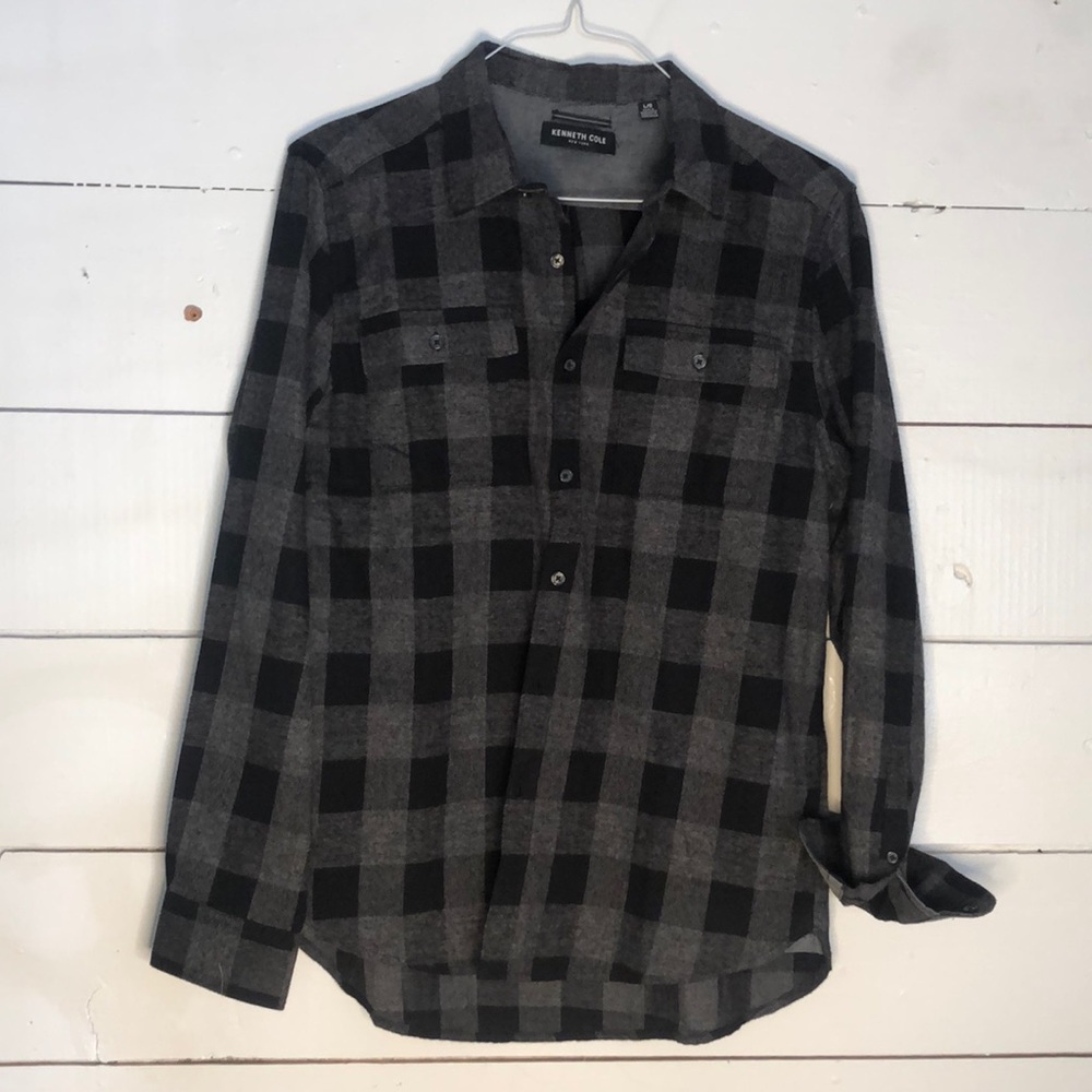 Mens Kenneth Cole gray and black flannel button down